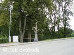 Kříž v blízkosti LD Lesanka