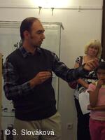 * Z DĚNÍ VE MĚSTĚ