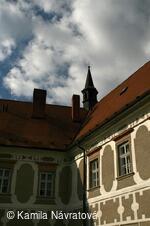 * Z DĚNÍ VE MĚSTĚ