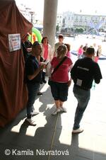 * Z DĚNÍ VE MĚSTĚ