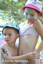 * Z DĚNÍ VE MĚSTĚ