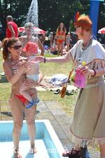 * Z DĚNÍ VE MĚSTĚ