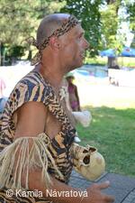 * Z DĚNÍ VE MĚSTĚ