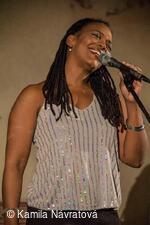 * Z DĚNÍ VE MĚSTĚ