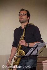 * Z DĚNÍ VE MĚSTĚ